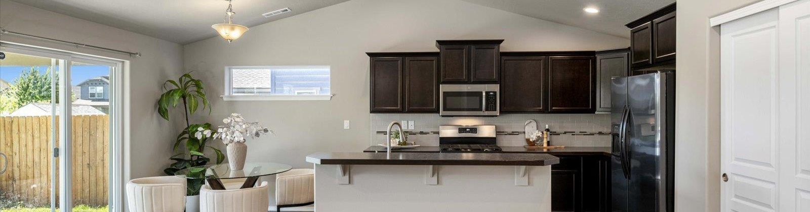 Nitinat Lane, Pasco, Washington 99301, 3 Bedrooms Bedrooms, ,2 BathroomsBathrooms,For Sale,Nitinat Lane,285594