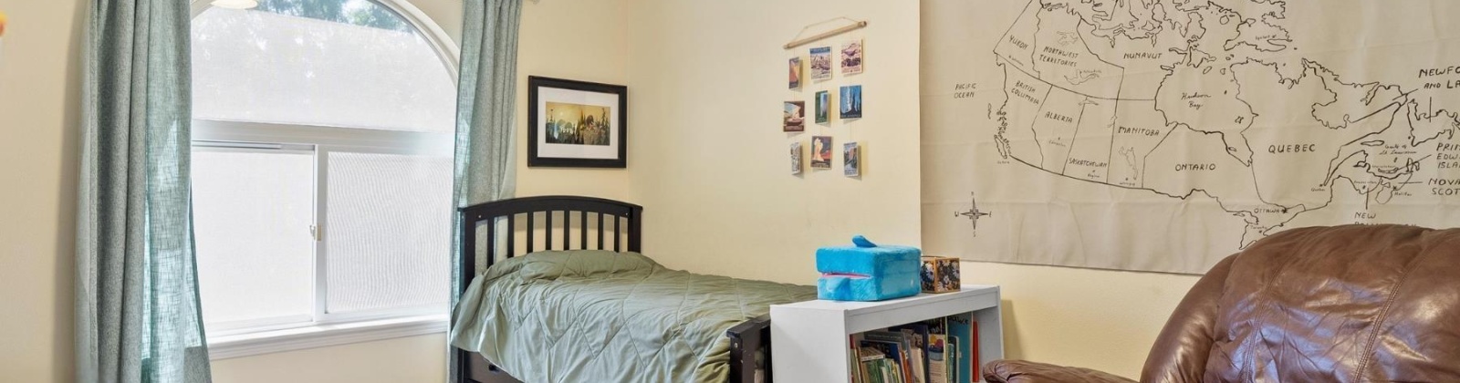 Warbler Ln, West Richland, Washington 99353, 4 Bedrooms Bedrooms, ,3 BathroomsBathrooms,For Sale,Warbler Ln,285613