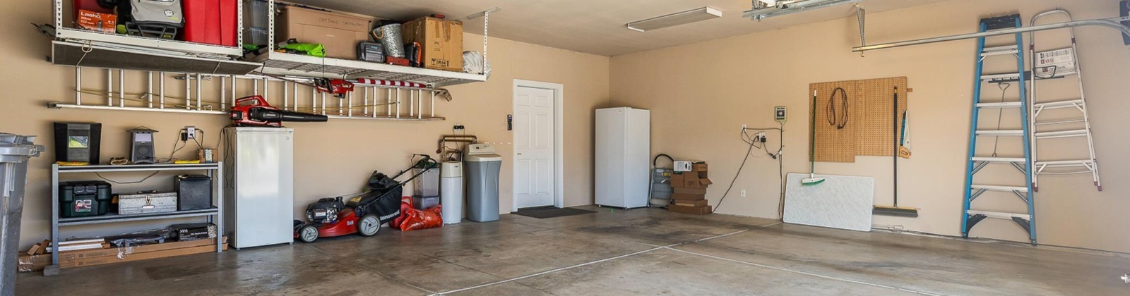 Rio Grande Ave, Kennewick, Washington 99336, 3 Bedrooms Bedrooms, ,3 BathroomsBathrooms,For Sale,Rio Grande Ave,285612