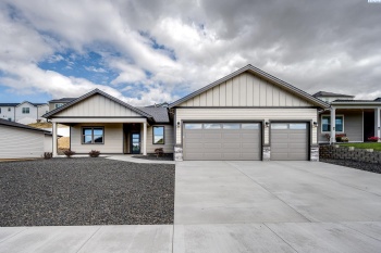 Wallowa, Pullman, Washington 99163, 3 Bedrooms Bedrooms, ,2 BathroomsBathrooms,For Sale,Wallowa,285630