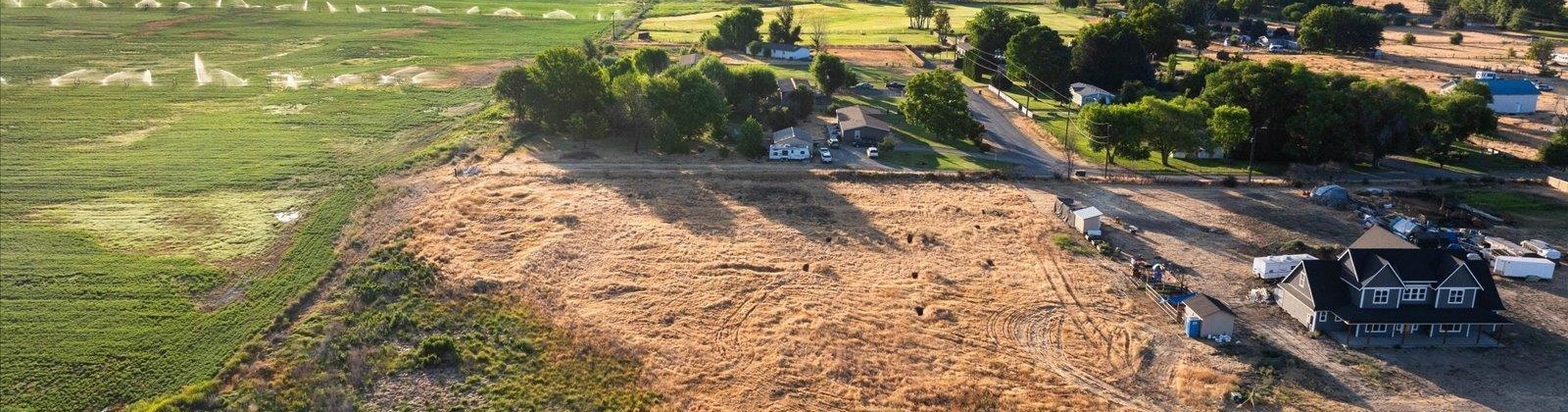 PR SW, Prosser, Washington 99350, ,Houses,For Sale,PR SW,285627