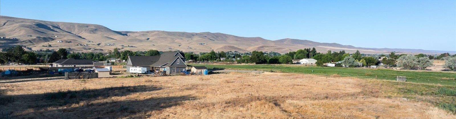 PR SW, Prosser, Washington 99350, ,Houses,For Sale,PR SW,285627