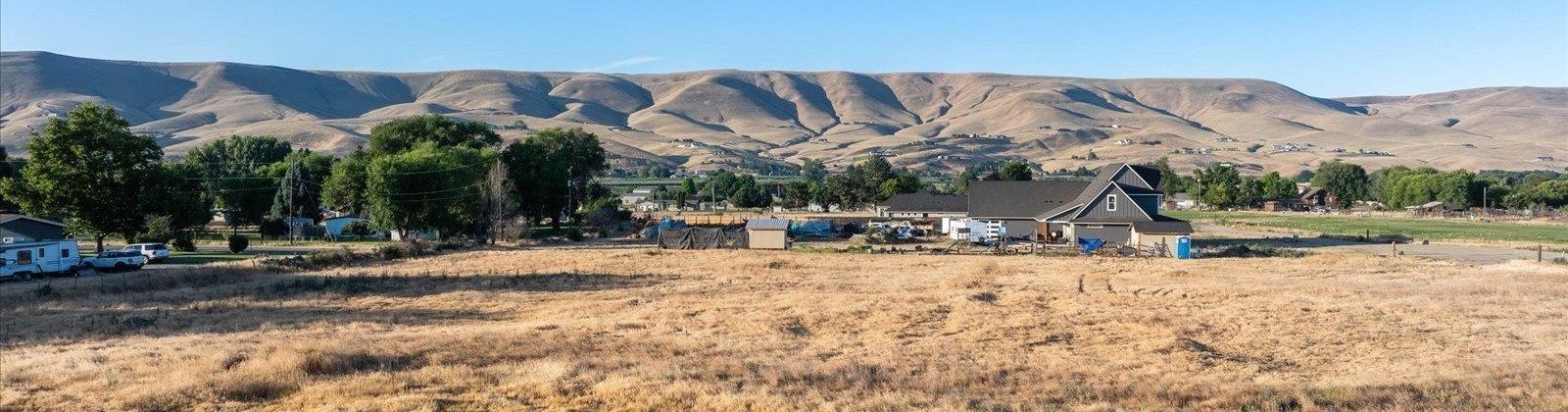 PR SW, Prosser, Washington 99350, ,Houses,For Sale,PR SW,285627