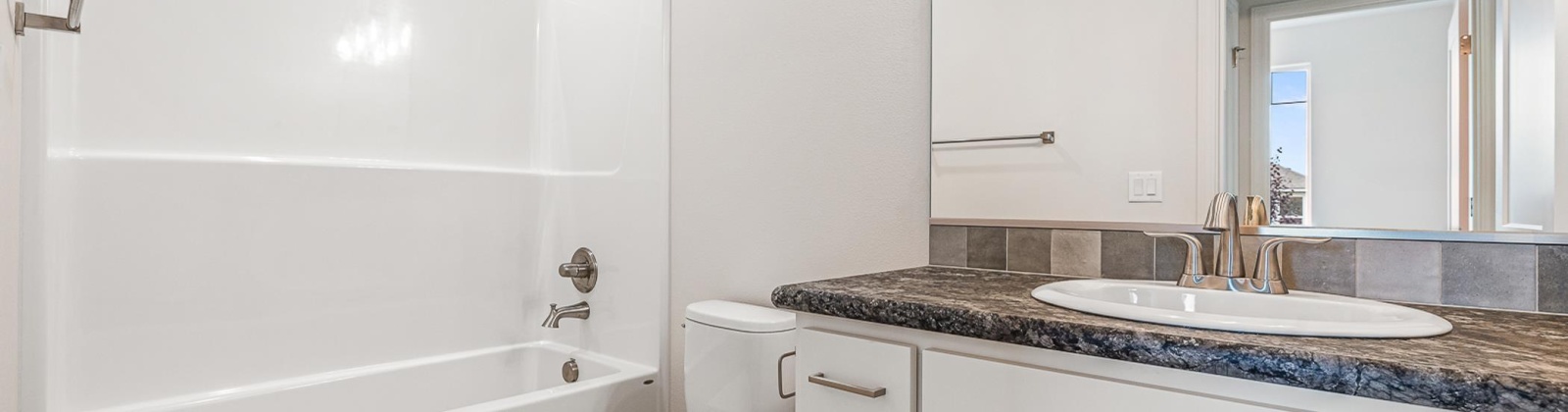 35th, Kennewick, Washington 99338, 3 Bedrooms Bedrooms, ,2 BathroomsBathrooms,For Sale,35th,285628