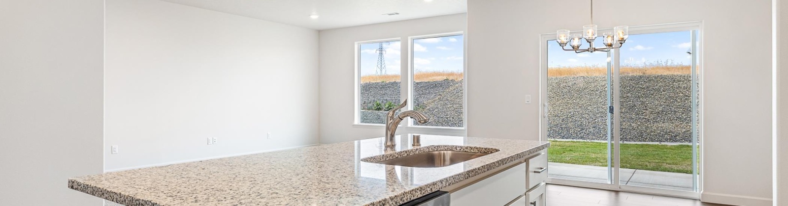 35th, Kennewick, Washington 99338, 3 Bedrooms Bedrooms, ,2 BathroomsBathrooms,For Sale,35th,285628