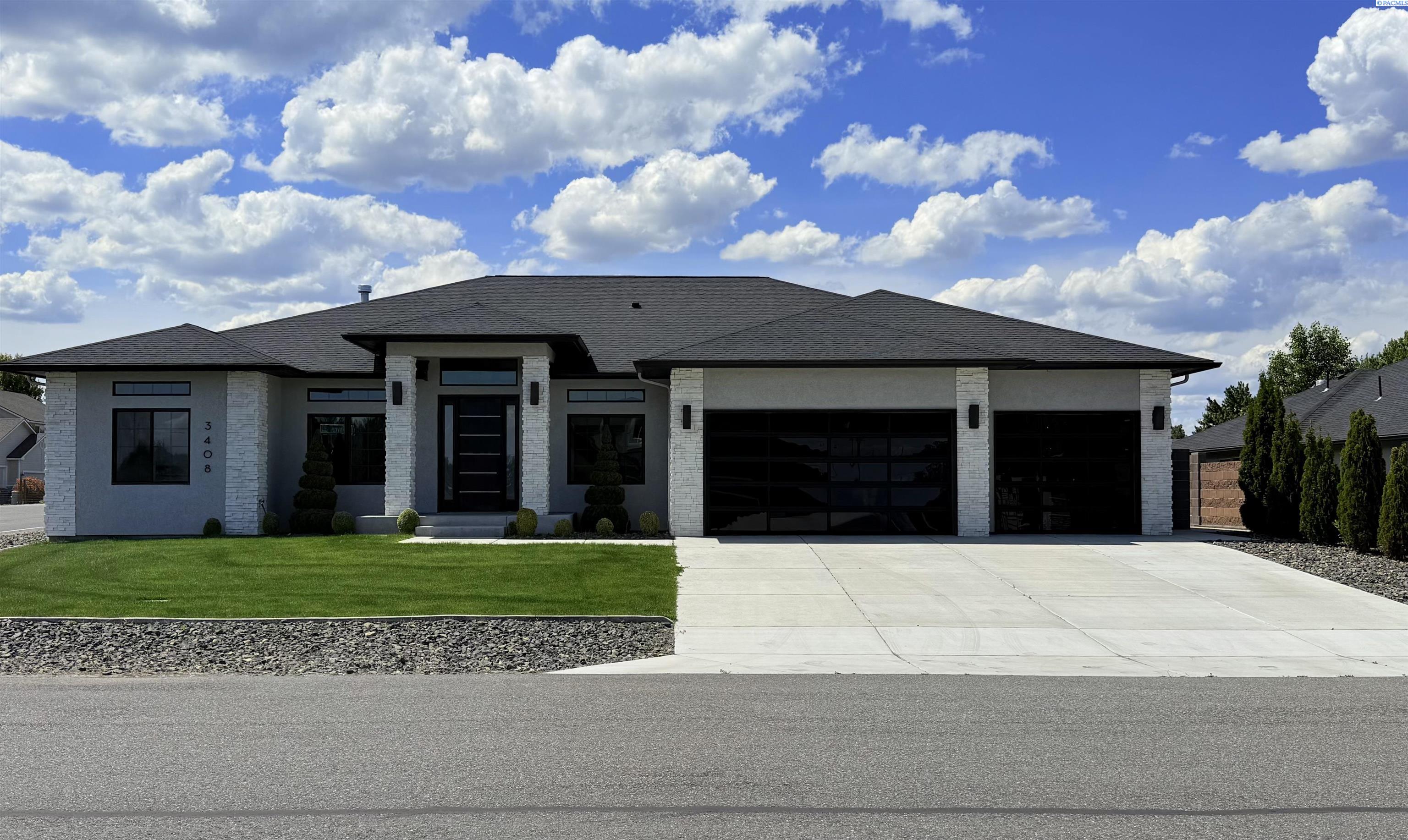 Royce Ln, Pasco, Washington 99301, 4 Bedrooms Bedrooms, 0 ,3 BathroomsBathrooms,Houses,For Sale,Royce Ln,0,285614