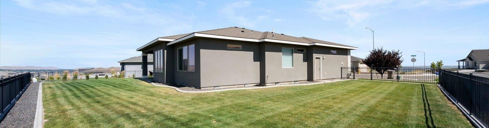 Belfair Street, Kennewick, Washington 99338, 3 Bedrooms Bedrooms, ,3 BathroomsBathrooms,For Sale,Belfair Street,285635