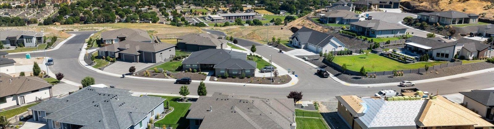 Belfair Street, Kennewick, Washington 99338, 3 Bedrooms Bedrooms, ,3 BathroomsBathrooms,For Sale,Belfair Street,285635