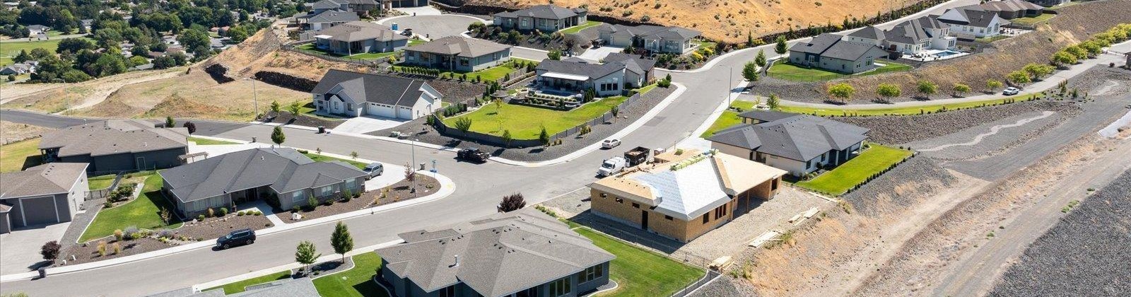 Belfair Street, Kennewick, Washington 99338, 3 Bedrooms Bedrooms, ,3 BathroomsBathrooms,For Sale,Belfair Street,285635