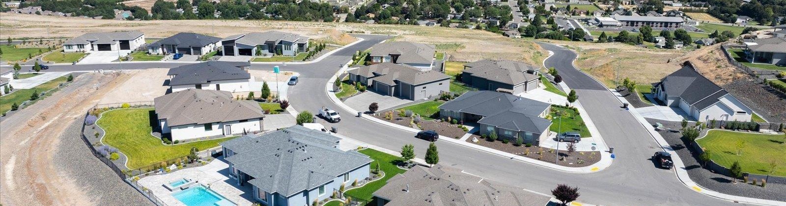 Belfair Street, Kennewick, Washington 99338, 3 Bedrooms Bedrooms, ,3 BathroomsBathrooms,For Sale,Belfair Street,285635