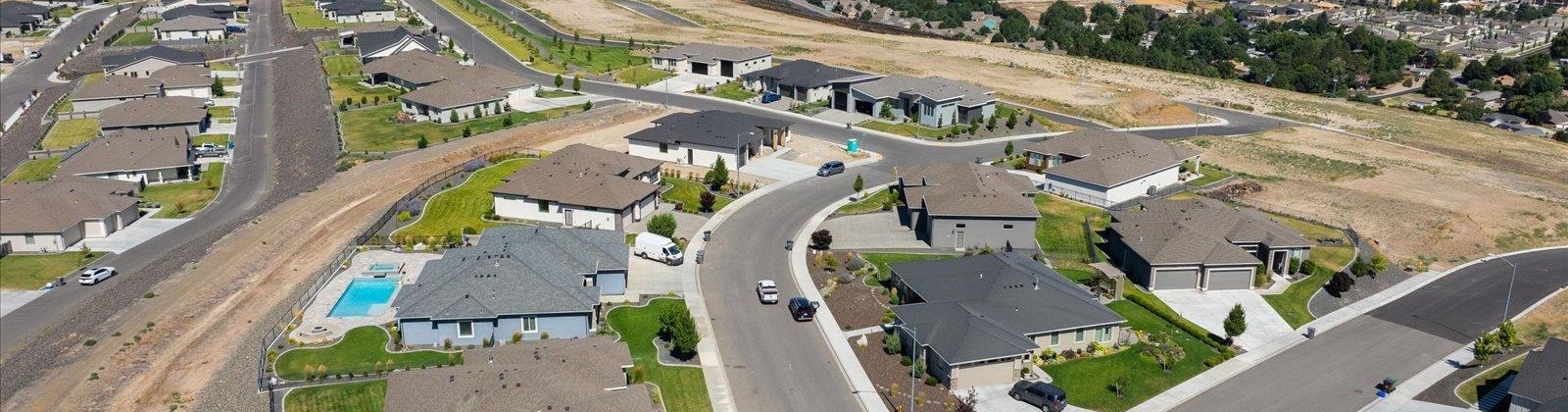 Belfair Street, Kennewick, Washington 99338, 3 Bedrooms Bedrooms, ,3 BathroomsBathrooms,For Sale,Belfair Street,285635