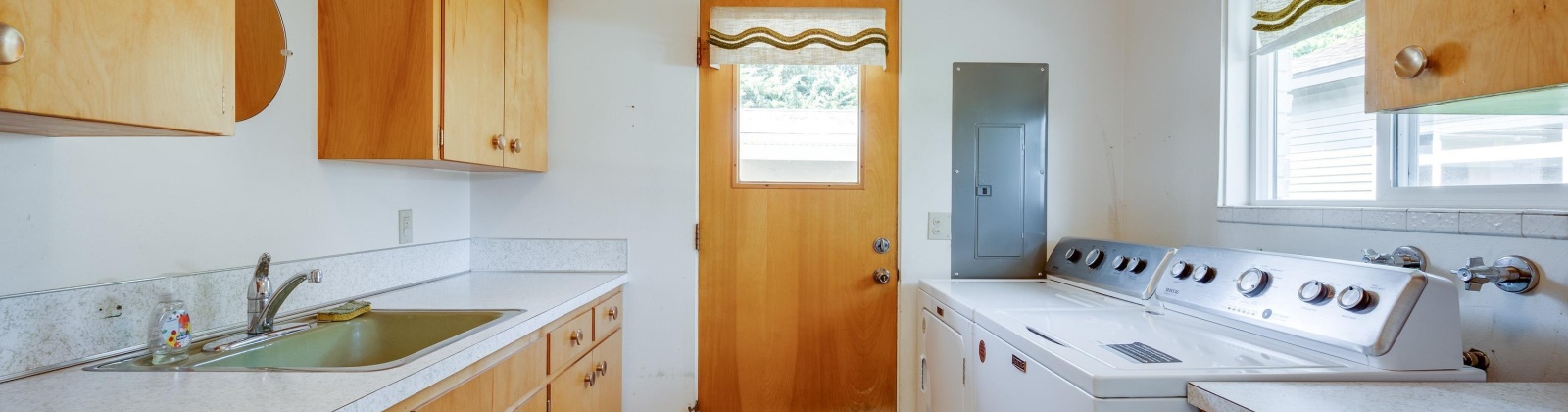 Fountain, Pullman, Washington 99163, 3 Bedrooms Bedrooms, ,3 BathroomsBathrooms,For Sale,Fountain,285632