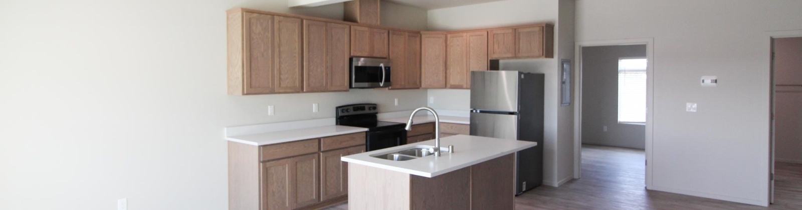 8th Avenue, Othello, Washington 99327, 2 Bedrooms Bedrooms, ,2 BathroomsBathrooms,Commercial,For Rent,8th Avenue,285638