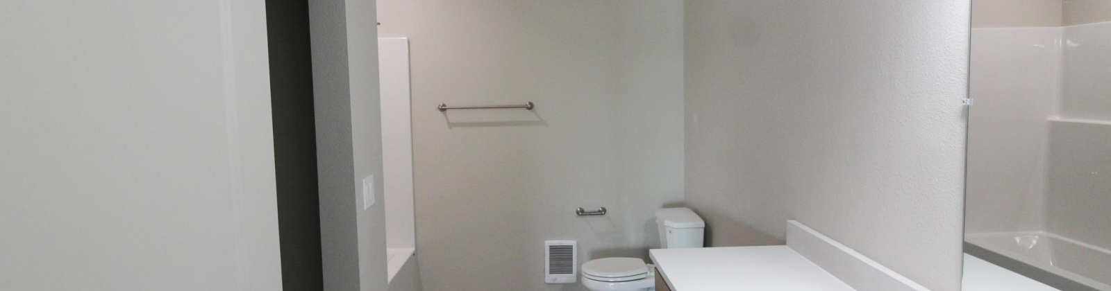8th Avenue, Othello, Washington 99327, 2 Bedrooms Bedrooms, ,2 BathroomsBathrooms,Commercial,For Rent,8th Avenue,285638