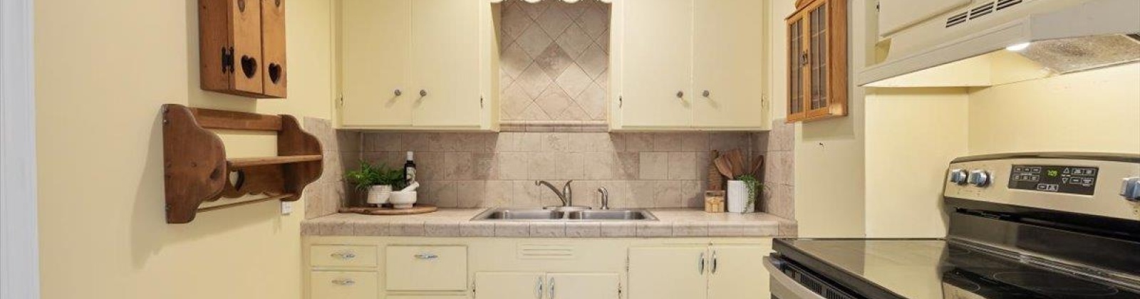Yelm St., Kennewick, Washington 99336, 3 Bedrooms Bedrooms, ,1 BathroomBathrooms,For Sale,Yelm St.,285649