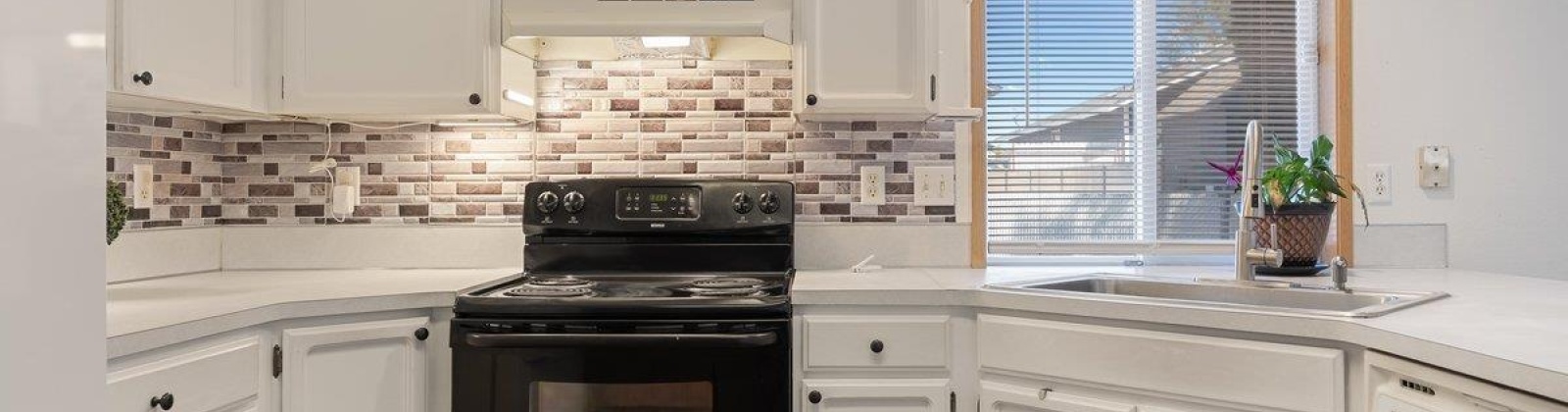 Ruth, Pasco, Washington 99301, 4 Bedrooms Bedrooms, ,3 BathroomsBathrooms,For Sale,Ruth,285643
