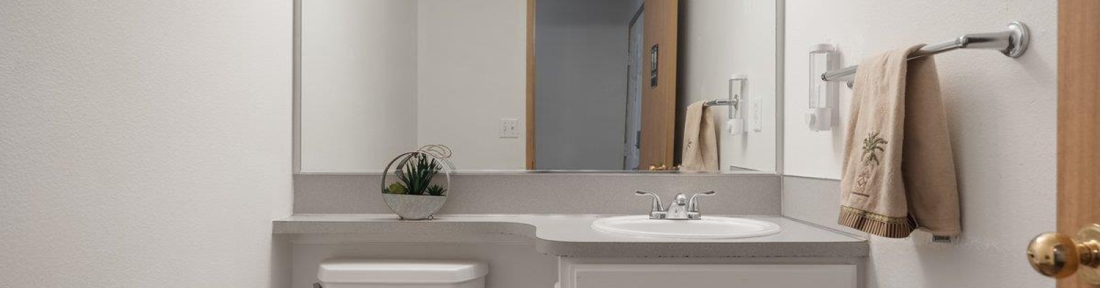 Ruth, Pasco, Washington 99301, 4 Bedrooms Bedrooms, ,3 BathroomsBathrooms,For Sale,Ruth,285643