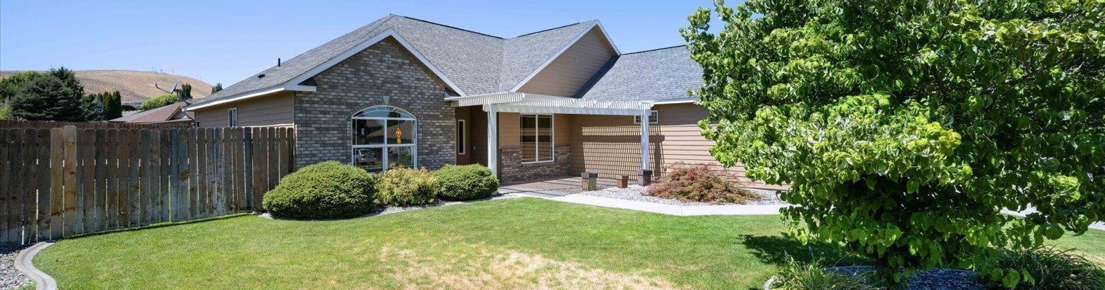 Sequoia Ave, Richland, Washington 99352, 3 Bedrooms Bedrooms, ,2 BathroomsBathrooms,For Sale,Sequoia Ave,285639
