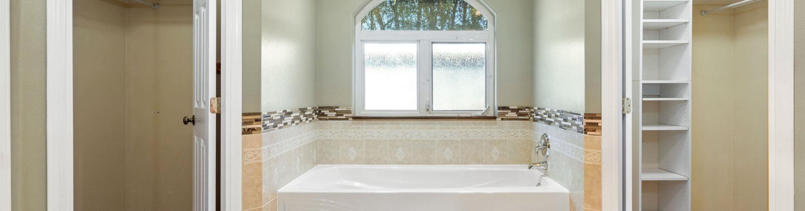 Johnson Rd, Prosser, Washington 99350, 4 Bedrooms Bedrooms, ,3 BathroomsBathrooms,For Sale,Johnson Rd,279407