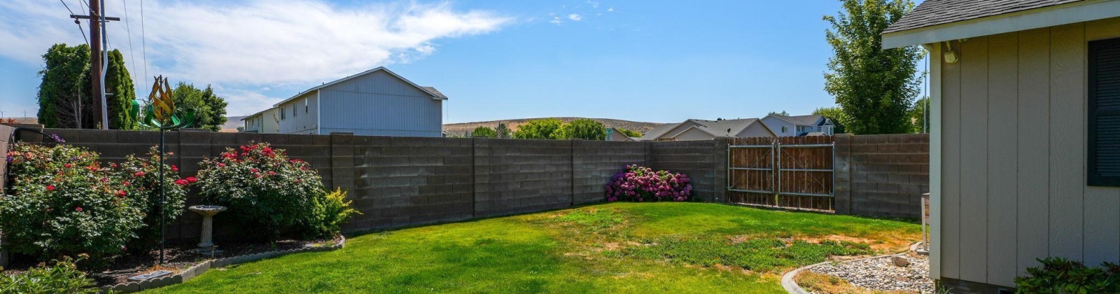 Washington Pl, Kennewick, Washington 99337-4441, 3 Bedrooms Bedrooms, ,2 BathroomsBathrooms,For Sale,Washington Pl,285675