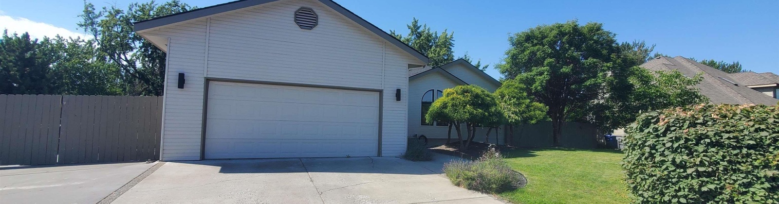 Shaw St, Richland, Washington 99354, 5 Bedrooms Bedrooms, ,3 BathroomsBathrooms,For Rent,Shaw St,285670