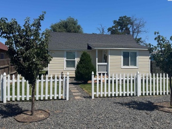 I, Toppenish, Washington 98948, 2 Bedrooms Bedrooms, ,2 BathroomsBathrooms,For Sale,I,285669