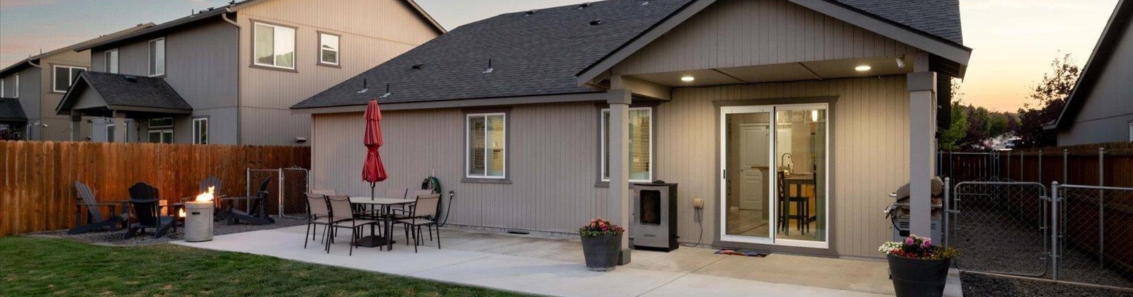 Texas St, Kennewick, Washington 99336-4085, 3 Bedrooms Bedrooms, ,2 BathroomsBathrooms,For Sale,Texas St,285667