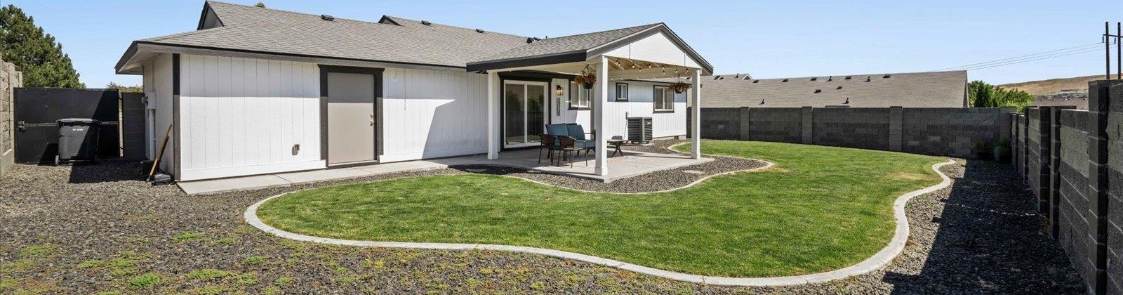 Rose St, West Richland, Washington 99353, 3 Bedrooms Bedrooms, ,2 BathroomsBathrooms,For Sale,Rose St,285540