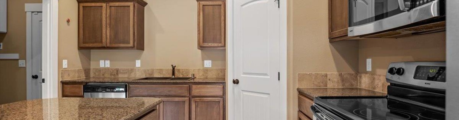 23rd Ave, Kennewick, Washington 99338, 3 Bedrooms Bedrooms, ,2 BathroomsBathrooms,For Sale,23rd Ave,285062
