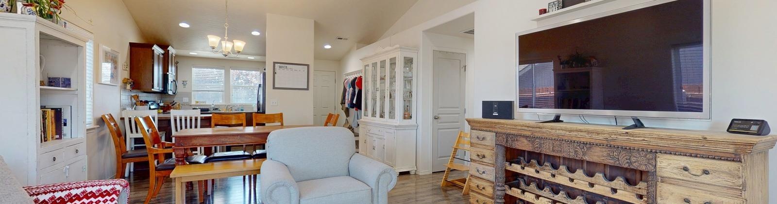 7th Place, Kennewick, Washington 99336-2634, 3 Bedrooms Bedrooms, ,2 BathroomsBathrooms,For Sale,7th Place,285680
