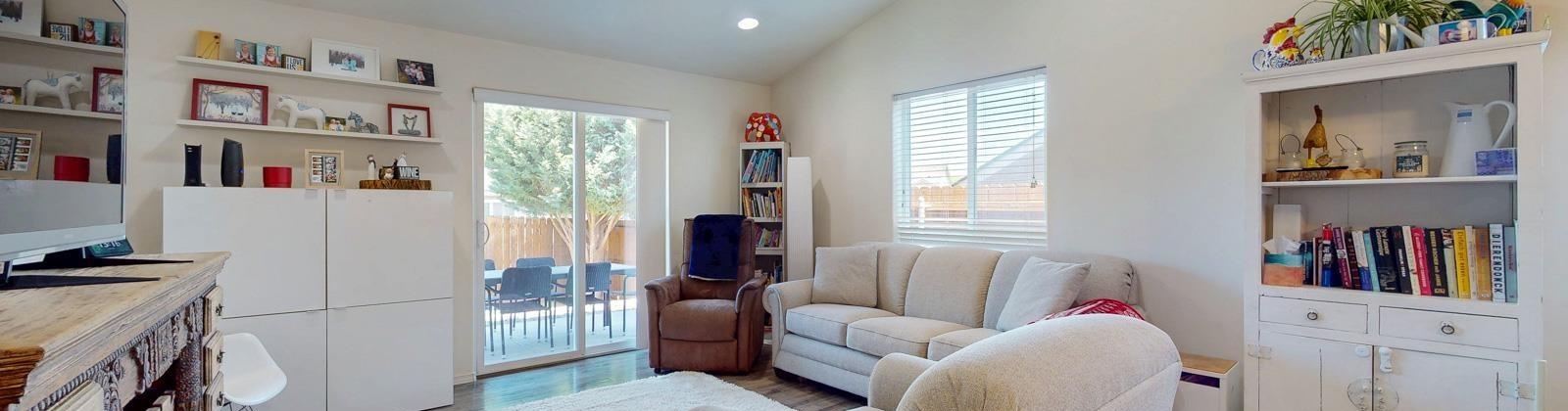 7th Place, Kennewick, Washington 99336-2634, 3 Bedrooms Bedrooms, ,2 BathroomsBathrooms,For Sale,7th Place,285680