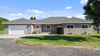 140 PR NW, Benton City, Washington 99320, 3 Bedrooms Bedrooms, ,3 BathroomsBathrooms,For Sale,140 PR NW,285695