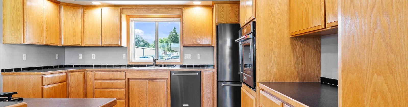 140 PR NW, Benton City, Washington 99320, 3 Bedrooms Bedrooms, ,3 BathroomsBathrooms,For Sale,140 PR NW,285695