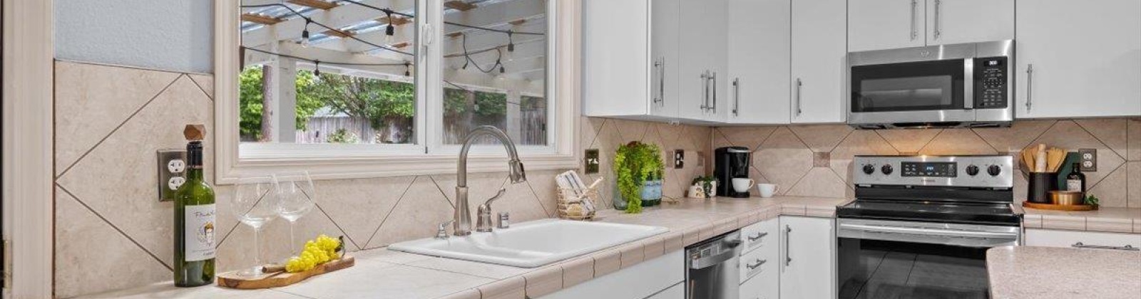 Broadmoor ST, Richland, Washington 99352-9601, 4 Bedrooms Bedrooms, ,3 BathroomsBathrooms,For Sale,Broadmoor ST,284381