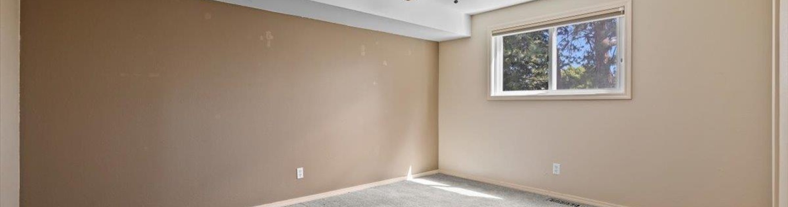 Broadmoor ST, Richland, Washington 99352-9601, 4 Bedrooms Bedrooms, ,3 BathroomsBathrooms,For Sale,Broadmoor ST,284381