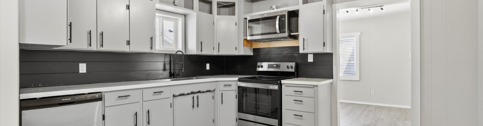 Carolina Ave, Richland, Washington 99352, 3 Bedrooms Bedrooms, ,1 BathroomBathrooms,For Sale,Carolina Ave,285733