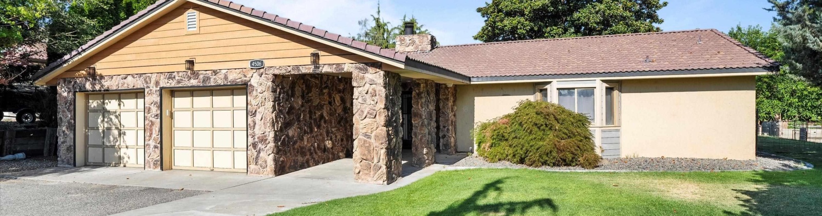 Rainier Ct, Kennewick, Washington 99337, 3 Bedrooms Bedrooms, ,2 BathroomsBathrooms,For Sale,Rainier Ct,285729