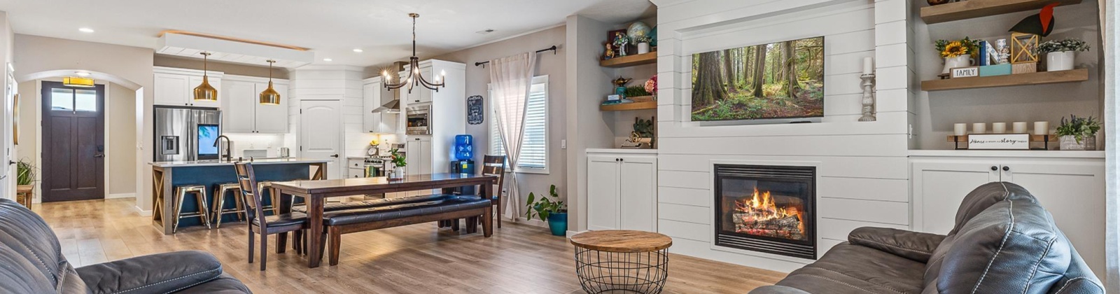 Burton Court, Richland, Washington 99352, 4 Bedrooms Bedrooms, ,3 BathroomsBathrooms,For Sale,Burton Court,285715