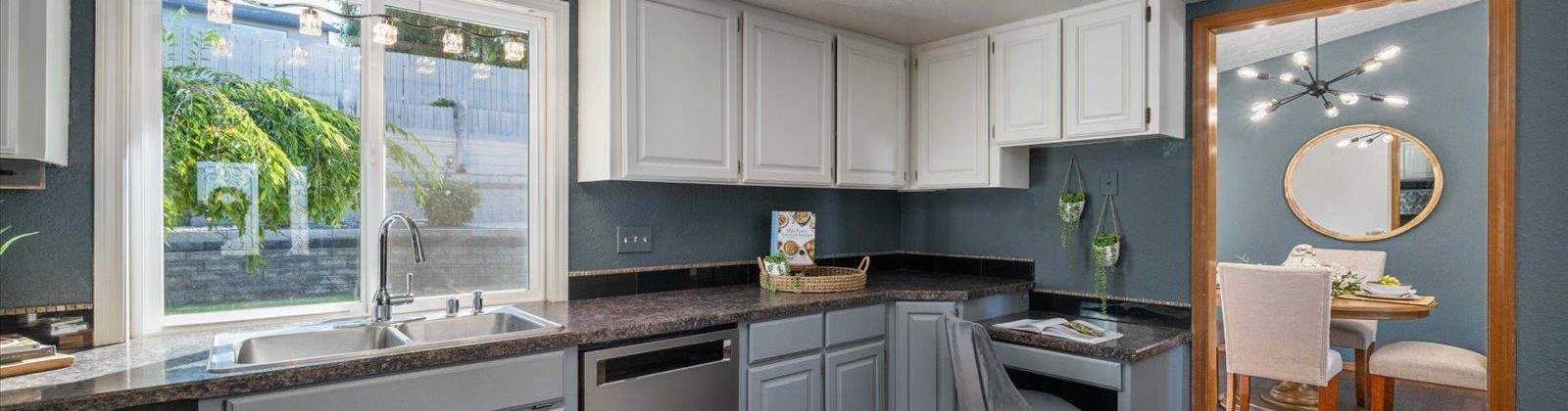 MEADOWS DRIVE SOUTH, Richland, Washington 99352, 4 Bedrooms Bedrooms, ,3 BathroomsBathrooms,For Sale,MEADOWS DRIVE SOUTH,285727
