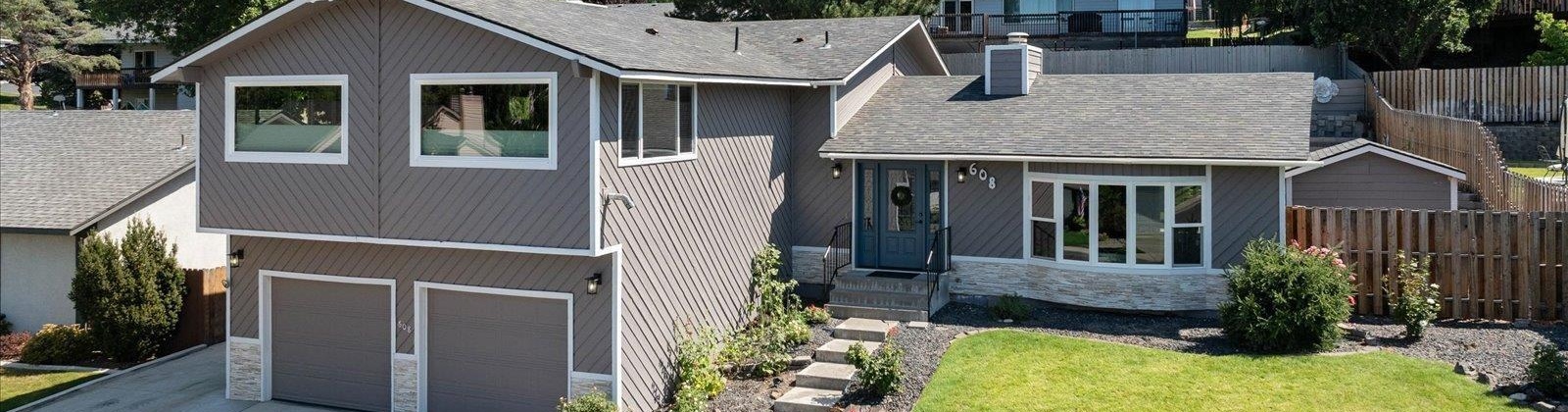 MEADOWS DRIVE SOUTH, Richland, Washington 99352, 4 Bedrooms Bedrooms, ,3 BathroomsBathrooms,For Sale,MEADOWS DRIVE SOUTH,285727