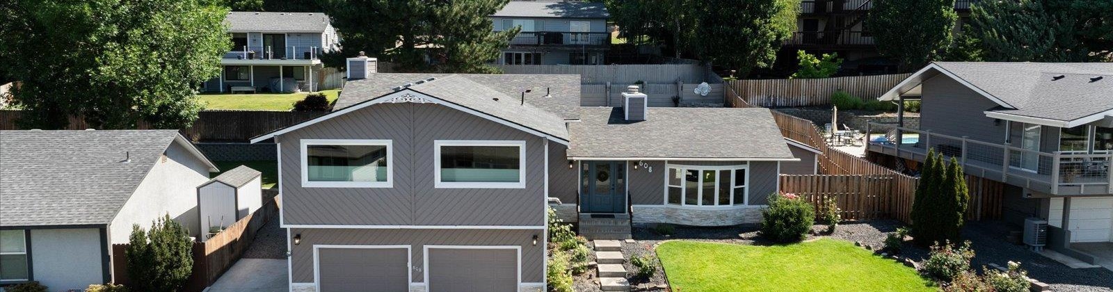 MEADOWS DRIVE SOUTH, Richland, Washington 99352, 4 Bedrooms Bedrooms, ,3 BathroomsBathrooms,For Sale,MEADOWS DRIVE SOUTH,285727