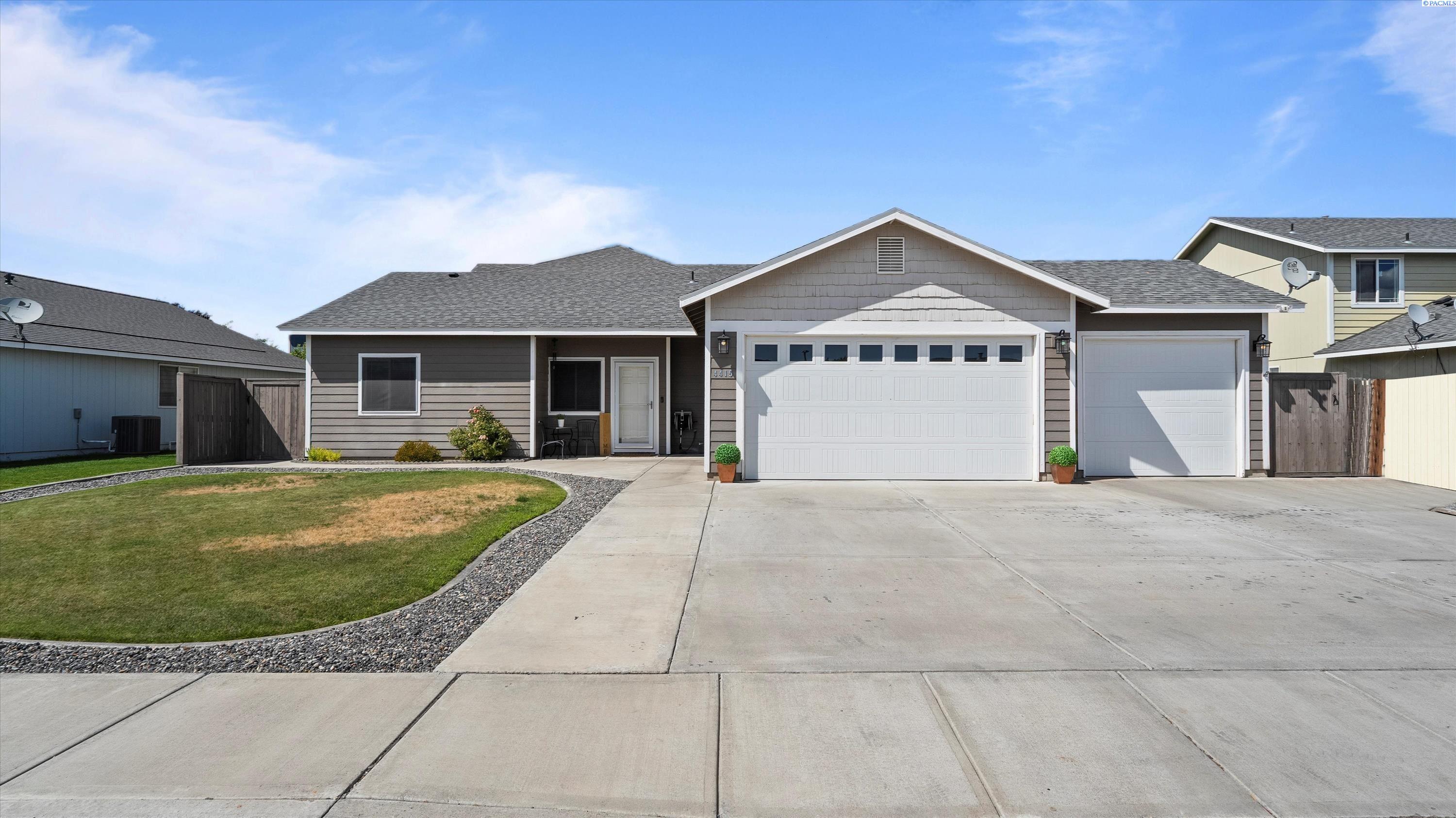 Kubota Ln, Pasco, Washington 99301, 4 Bedrooms Bedrooms, 0 ,3 BathroomsBathrooms,Houses,For Sale,Kubota Ln,0,285726