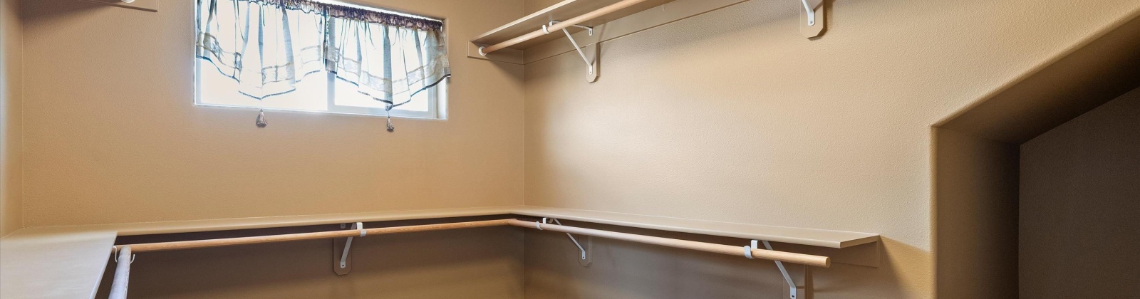 Kubota Ln, Pasco, Washington 99301, 4 Bedrooms Bedrooms, ,3 BathroomsBathrooms,For Sale,Kubota Ln,285726
