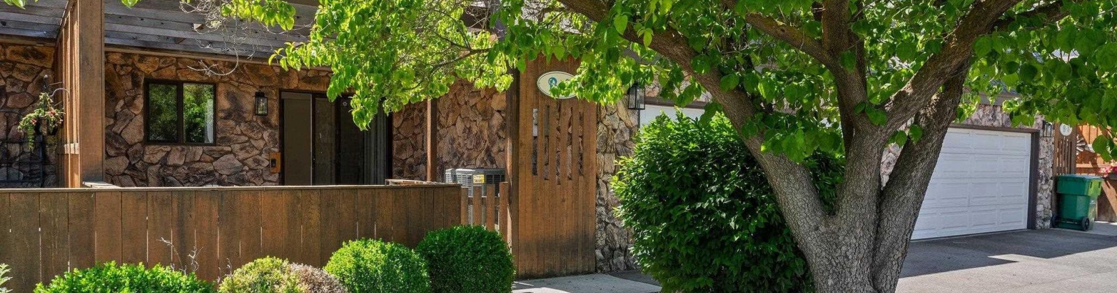Klamath, Kennewick, Washington 99336, 3 Bedrooms Bedrooms, ,3 BathroomsBathrooms,Condos/townhomes,For Sale,Klamath,284756