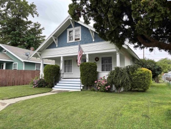 Ave G, Grandview, Washington 98930, 4 Bedrooms Bedrooms, ,1 BathroomBathrooms,For Sale,Ave G,285775