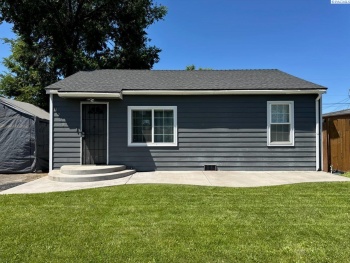 Landon Ave, Yakima, Washington 98902, 2 Bedrooms Bedrooms, ,1 BathroomBathrooms,For Sale,Landon Ave,285778