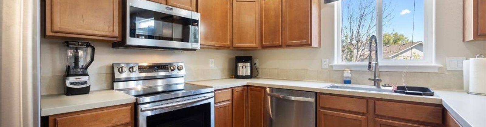 Desert Dove Lp, West Richland, Washington 99353, 3 Bedrooms Bedrooms, ,3 BathroomsBathrooms,For Sale,Desert Dove Lp,285783