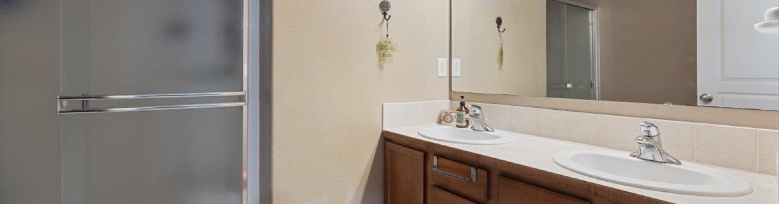 Desert Dove Lp, West Richland, Washington 99353, 3 Bedrooms Bedrooms, ,3 BathroomsBathrooms,For Sale,Desert Dove Lp,285783