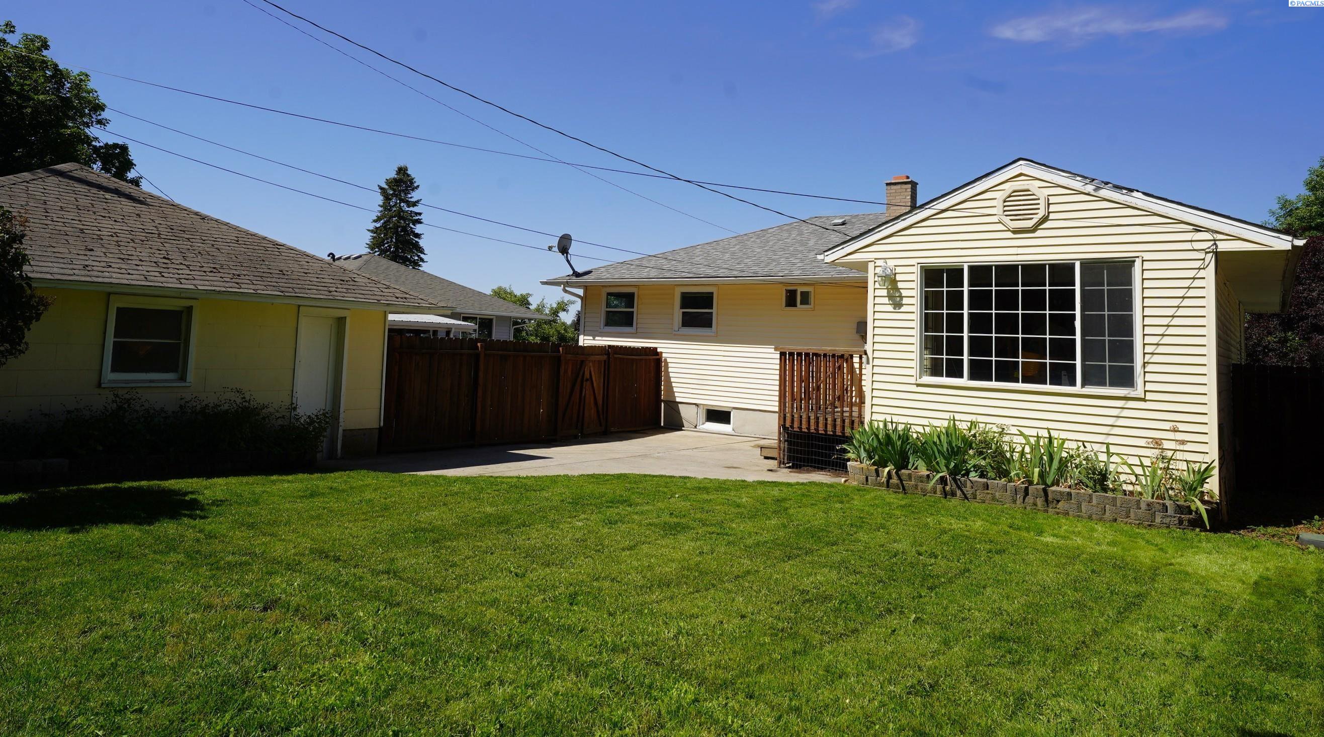 Clifford, Pullman, Washington 99163, 4 Bedrooms Bedrooms, 0 ,2 BathroomsBathrooms,Houses,For Sale,Clifford,0,285790