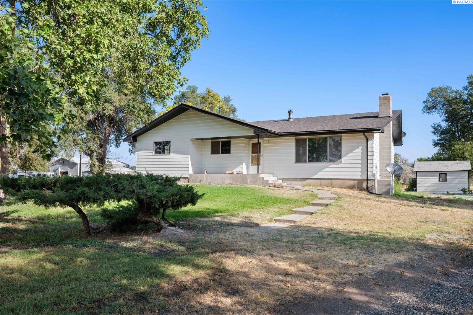 Van Giesen, Richland, Washington 99354, 3 Bedrooms Bedrooms, 0 ,2 BathroomsBathrooms,Houses,For Sale,Van Giesen,0,283106